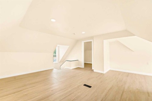 421 Aberdeen Street Se, Medicine Hat, AB 