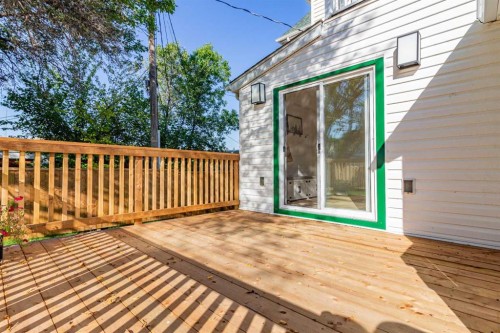 421 Aberdeen Street Se, Medicine Hat, AB 