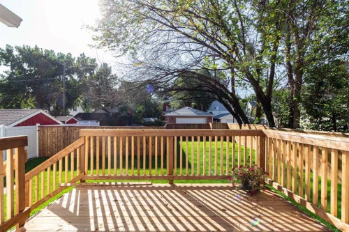 421 Aberdeen Street Se, Medicine Hat, AB 