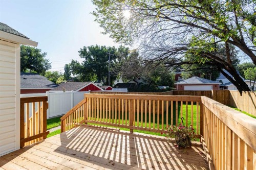 421 Aberdeen Street Se, Medicine Hat, AB 
