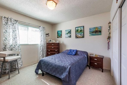 77 9 Street Ne, Medicine Hat, AB 