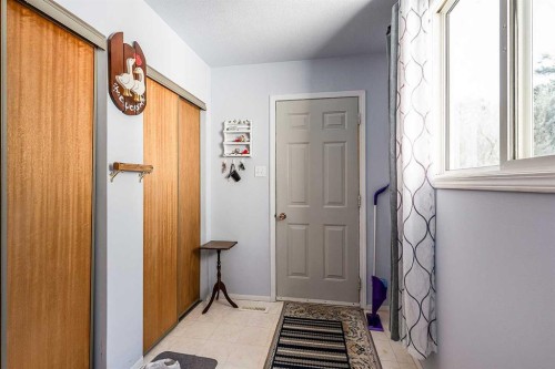 77 9 Street Ne, Medicine Hat, AB 