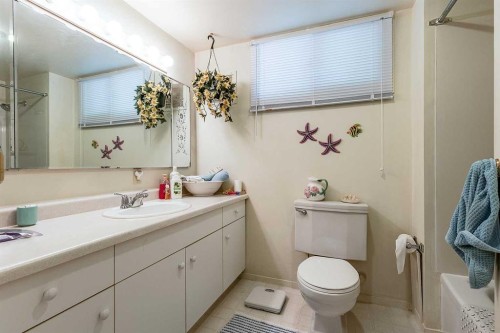77 9 Street Ne, Medicine Hat, AB 