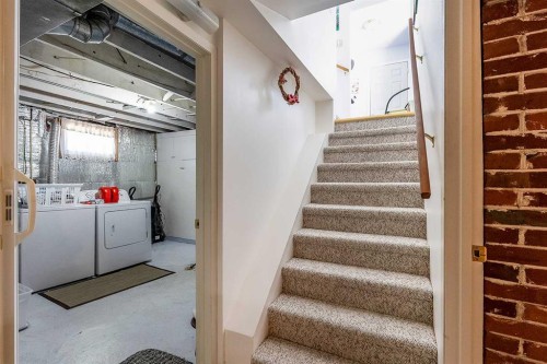 77 9 Street Ne, Medicine Hat, AB 