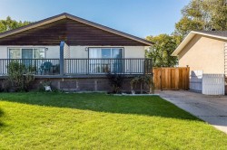 1682 7 Avenue NEMedicine Hat, AB T1C 1H9