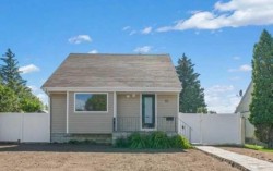 111 10 Street SWMedicine Hat, AB T1A 4R1