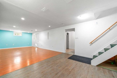 1002 13 Street Ne, Medicine Hat, AB 