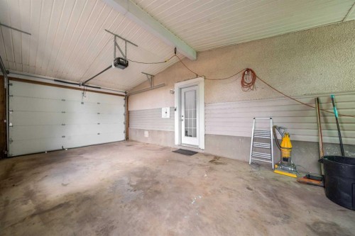 1002 13 Street Ne, Medicine Hat, AB 