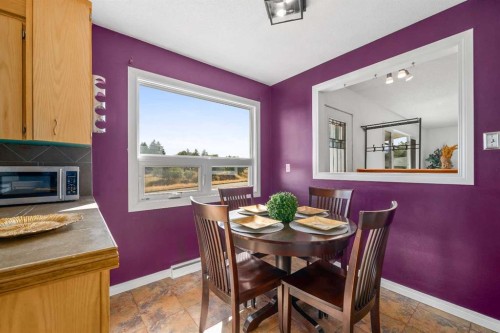 1002 13 Street Ne, Medicine Hat, AB 