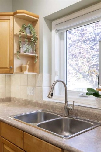 206 Washington Way Se, Medicine Hat, AB 