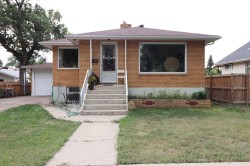 267 3 Street NWMedicine Hat, AB T1A 6K8