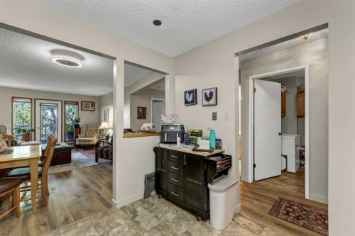304-252 4 Street Se, Medicine Hat, AB 