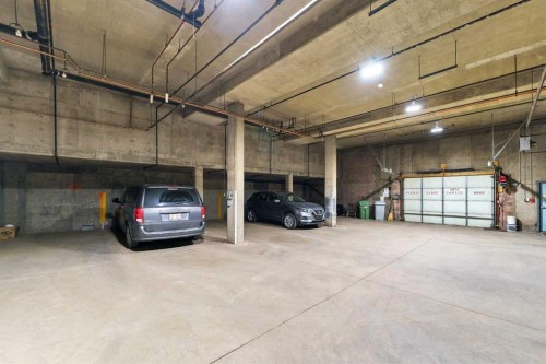 304-252 4 Street Se, Medicine Hat, AB 