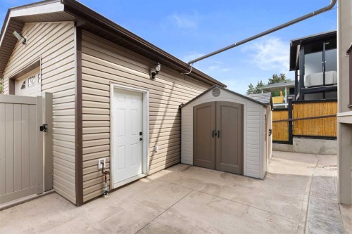 88 Greenwood Court Sw, Medicine Hat, AB 