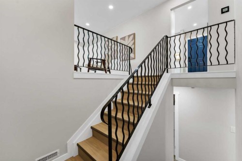 60 Gray Crescent Nw, Medicine Hat, AB 