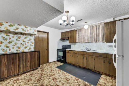 167 Primrose Drive Se, Medicine Hat, AB 