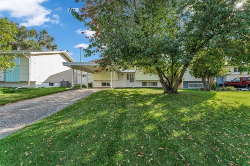 253 11 Street Ne, Medicine Hat, AB 