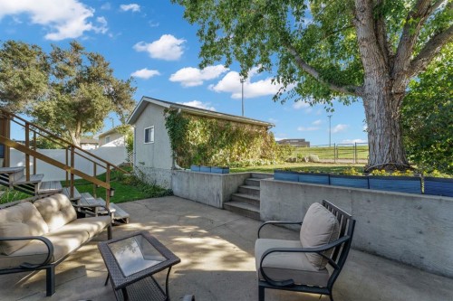 253 11 Street Ne, Medicine Hat, AB 