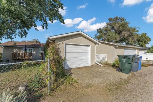 253 11 Street Ne, Medicine Hat, AB 