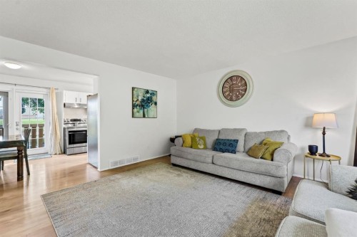 253 11 Street Ne, Medicine Hat, AB 