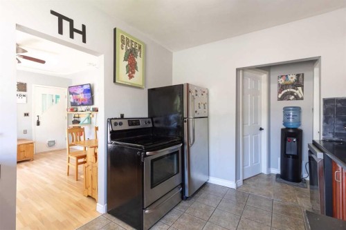 1178 Queen Street Se, Medicine Hat, AB 