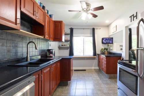 1178 Queen Street Se, Medicine Hat, AB 