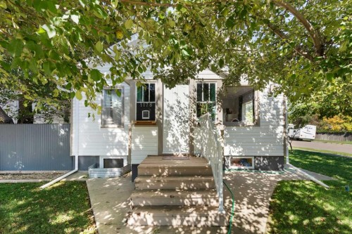 1178 Queen Street Se, Medicine Hat, AB 