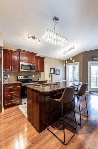 604 Vista Drive Se, Medicine Hat, AB 