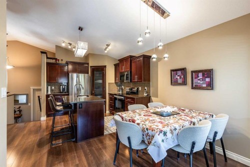 604 Vista Drive Se, Medicine Hat, AB 