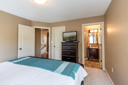 604 Vista Drive Se, Medicine Hat, AB 