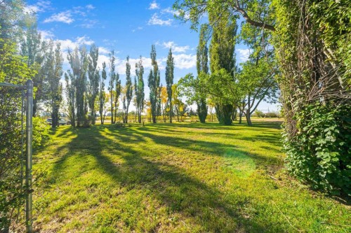150 Chudleigh Street, Etzikom, AB 