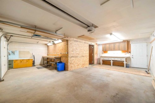 227 4 Street Sw, Medicine Hat, AB 