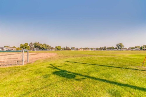 362 7 Street Nw, Medicine Hat, AB 