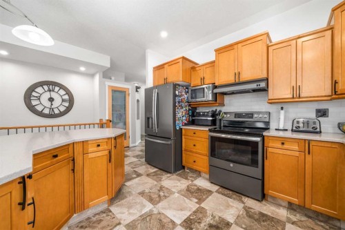2448 7 Avenue Ne, Medicine Hat, AB 