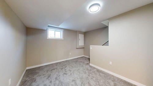 644 7 Street Sw, Medicine Hat, AB 