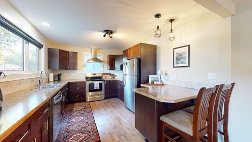 51 3 Street Ne, Medicine Hat, AB 