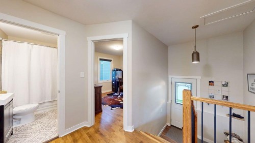 51 3 Street Ne, Medicine Hat, AB 
