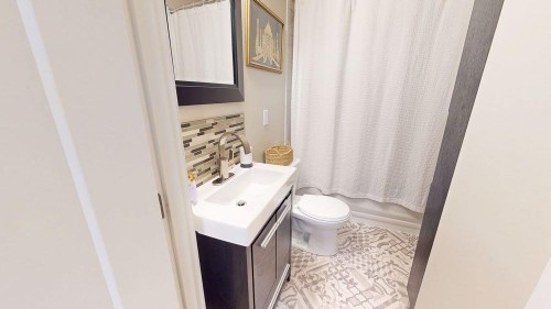 51 3 Street Ne, Medicine Hat, AB 