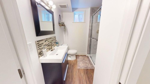 51 3 Street Ne, Medicine Hat, AB 