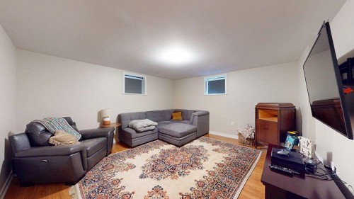 51 3 Street Ne, Medicine Hat, AB 