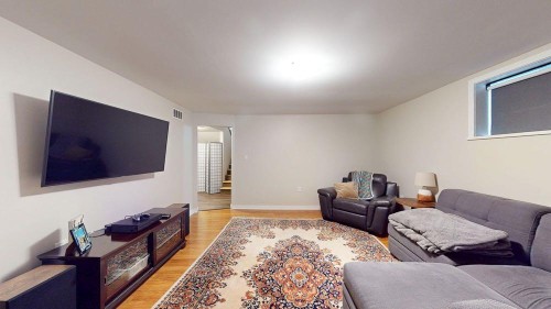 51 3 Street Ne, Medicine Hat, AB 