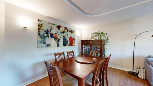 51 3 Street Ne, Medicine Hat, AB 