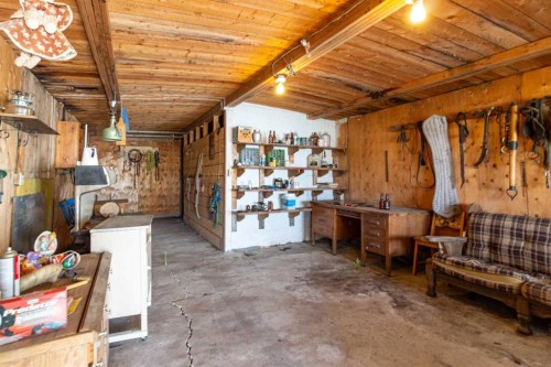 12228 Range Road 64, Rural Cypress County, AB 