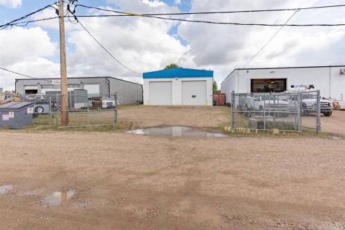 1944 11 Avenue Nw, Medicine Hat, AB 