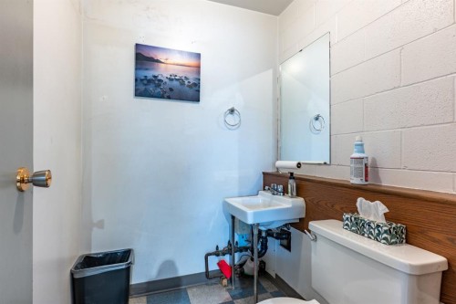 1944 11 Avenue Nw, Medicine Hat, AB 