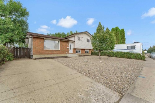 218 Carry Drive Se, Medicine Hat, AB 