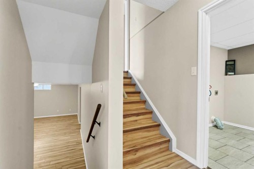 218 Carry Drive Se, Medicine Hat, AB 