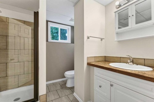218 Carry Drive Se, Medicine Hat, AB 