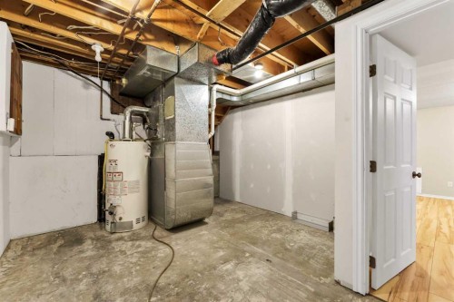 218 Carry Drive Se, Medicine Hat, AB 