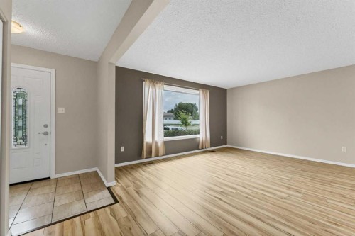 218 Carry Drive Se, Medicine Hat, AB 